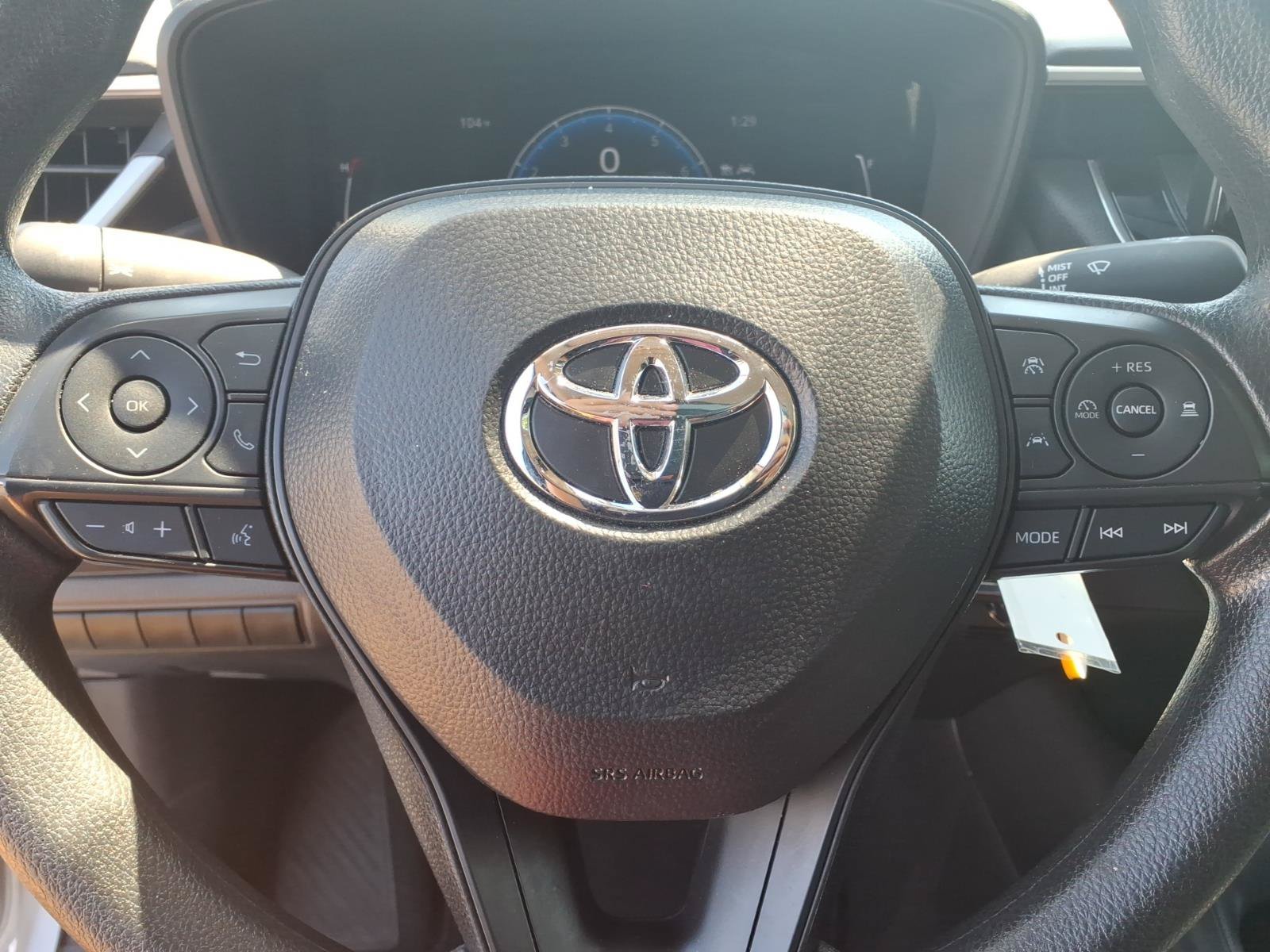 Used 2026 Toyota Corolla LE FWD image 15