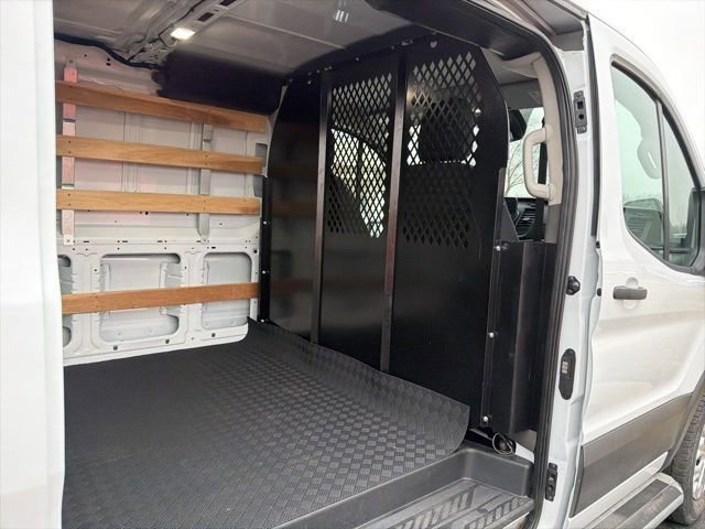 Certified 2024 Ford Transit 250 Low Roof w/ Exterior Upgrade Package image 4