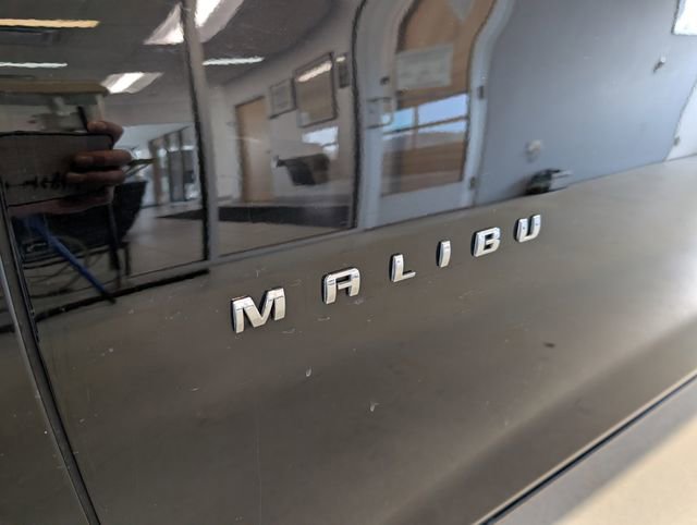 Used 2022 Chevrolet Malibu LT FWD image 9