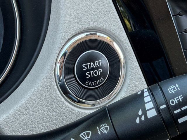 Used 2022 Nissan Rogue Sport SL AWD/4WD image 22