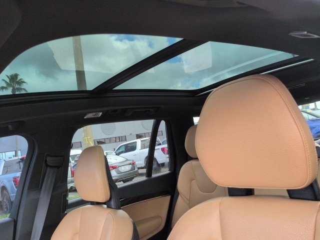 Used 2017 Volvo XC90 T6 Momentum w/ Vision Package AWD/4WD image 23