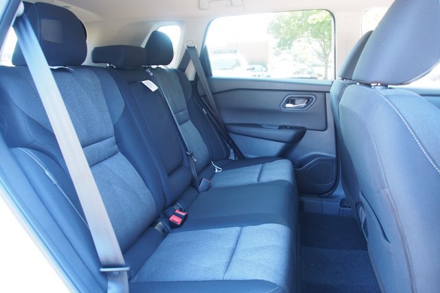 Used 2026 Nissan Rogue SV FWD image 13