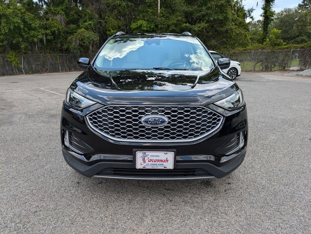 Certified 2024 Ford Edge SEL w/ Convenience Package AWD/4WD image 9