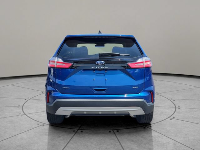 Certified 2024 Ford Edge SEL w/ Convenience Package AWD/4WD image 11