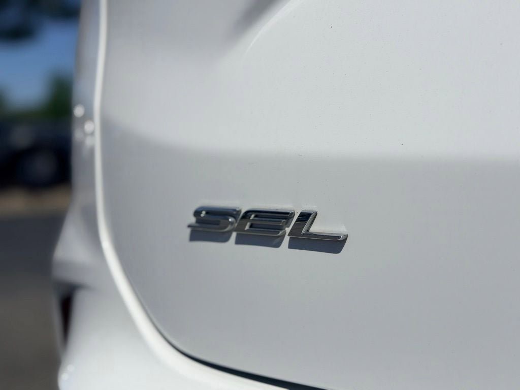 Certified 2023 Ford Edge SEL w/ Convenience Package AWD/4WD image 9