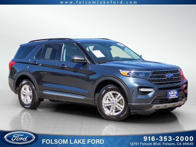 Certified 2023 Ford Explorer XLT w/ Equipment Group 202A AWD/4WD image 1
