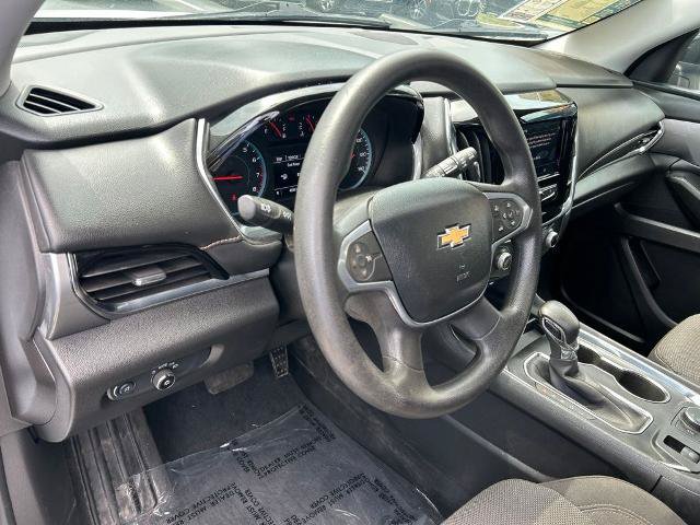 Used 2021 Chevrolet Traverse LS FWD image 20