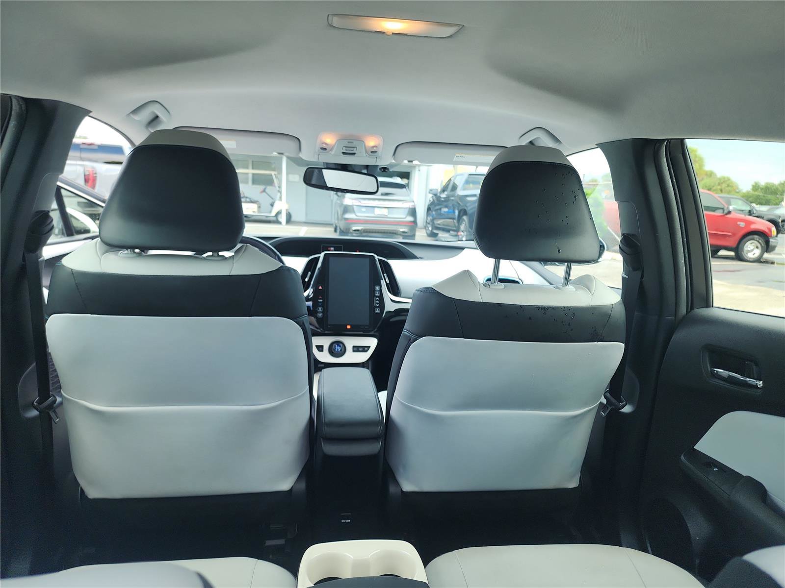 Used 2017 Toyota Prius Prime Advanced FWD image 23