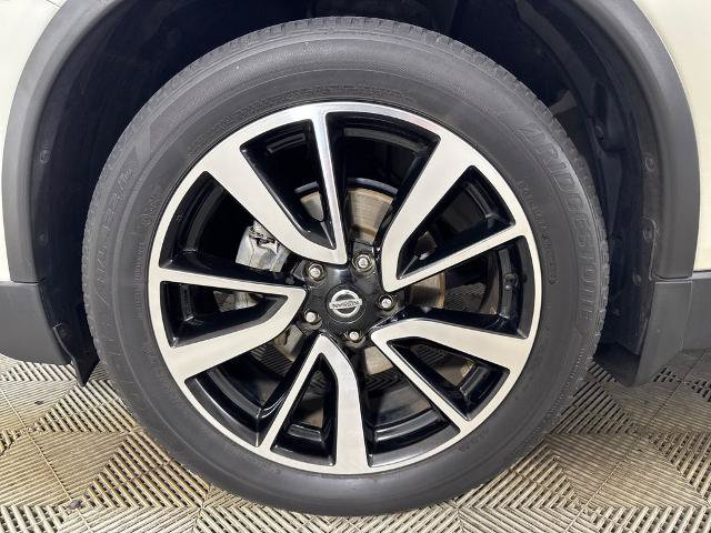 Used 2019 Nissan Rogue SL FWD image 13