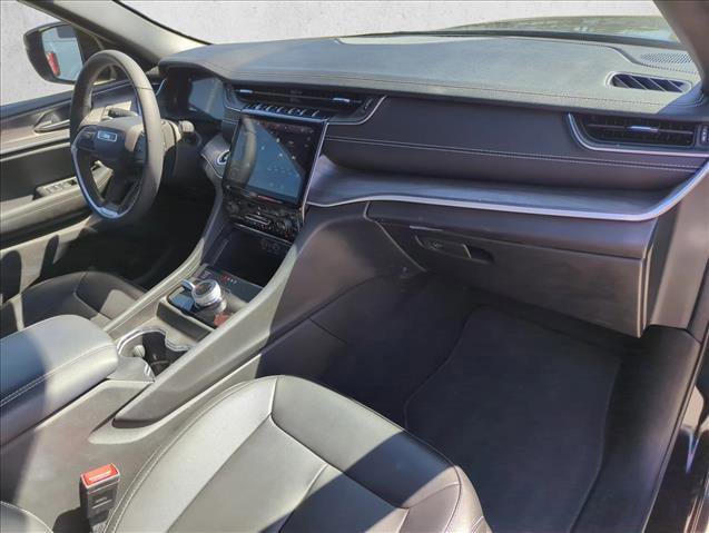 Used 2024 Jeep Grand Cherokee Limited w/ Trailer Tow Package AWD/4WD image 24