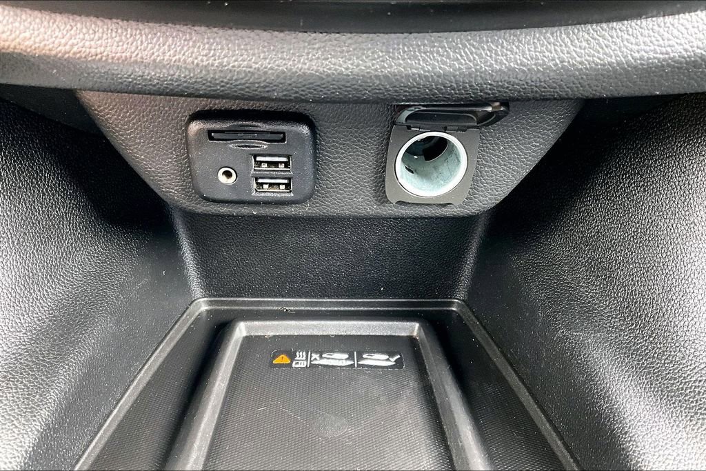 Used 2022 Chevrolet Traverse RS FWD image 33