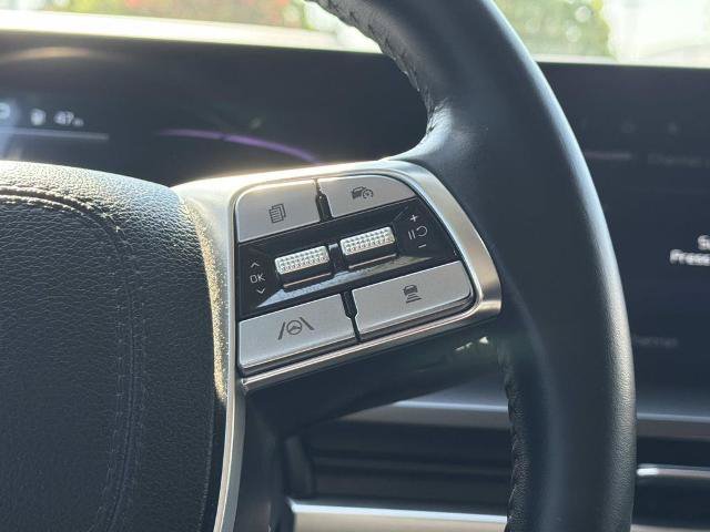 Used 2025 Kia Telluride S FWD image 14