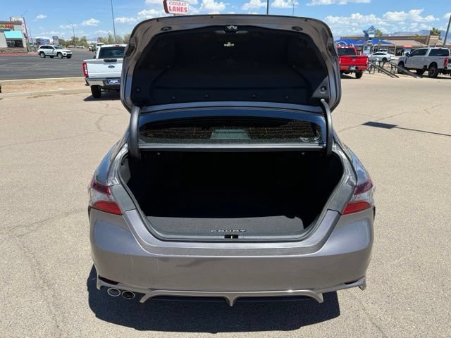 Used 2021 Toyota Camry SE w/ Audio Upgrade Package FWD image 38