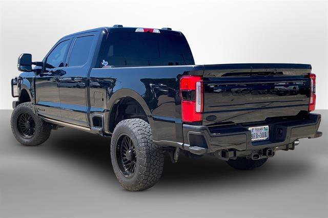 Certified 2025 Ford F250 Platinum w/ FX4 Off-Road Package AWD/4WD image 10