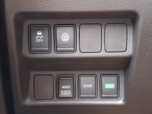 Used 2020 Nissan Rogue Sport S AWD/4WD image 24