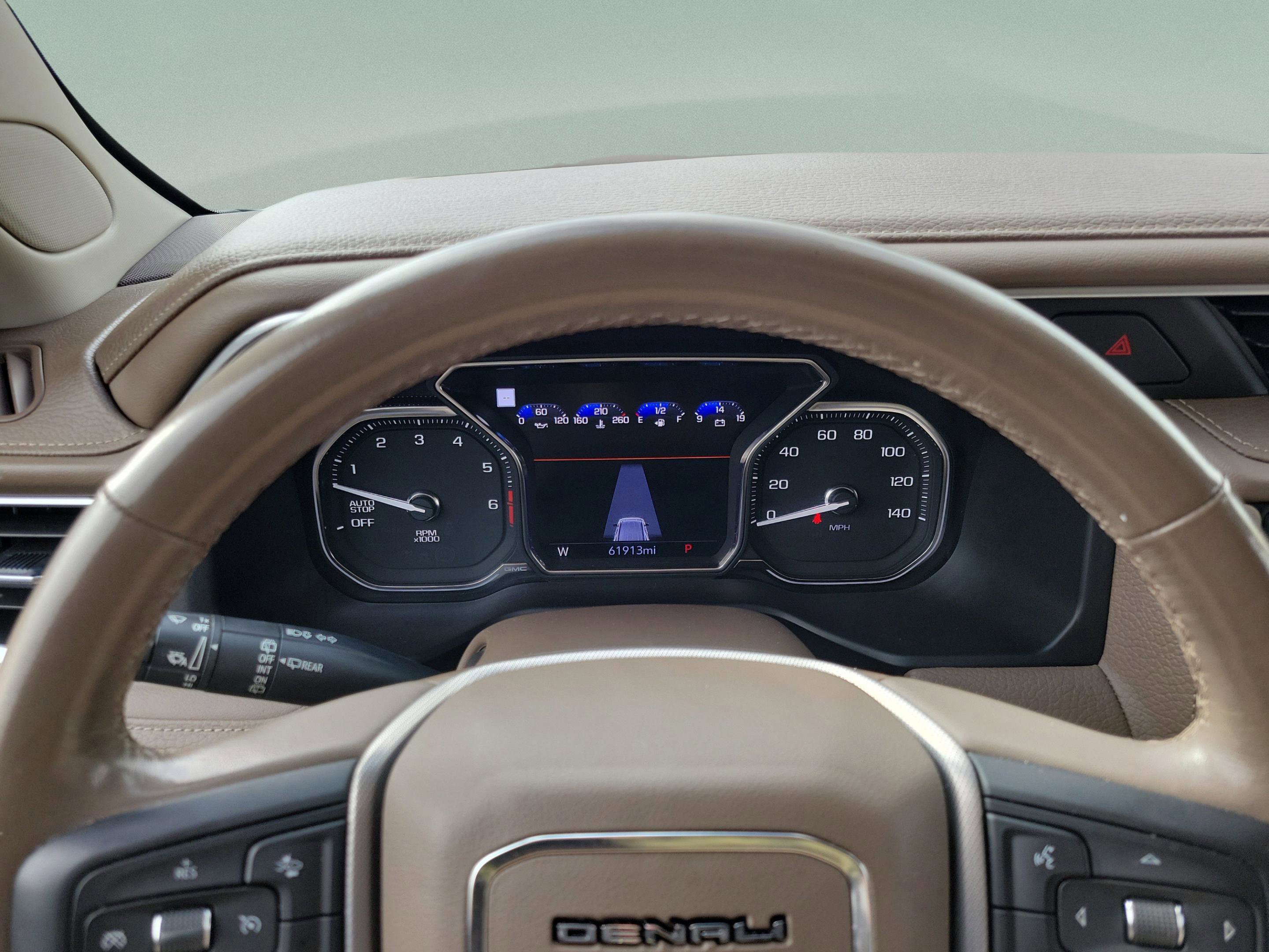 Used 2021 GMC Yukon Denali w/ Denali Premium Package image 14