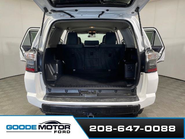 Used 2019 Toyota 4Runner TRD Off-Road AWD/4WD image 16