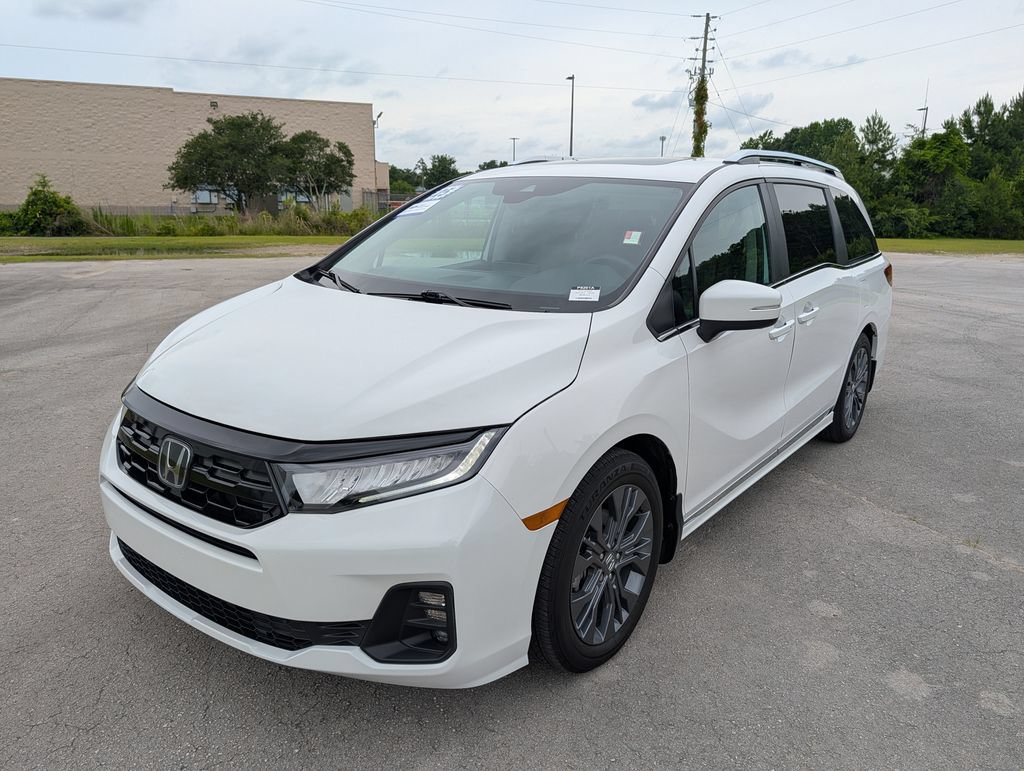 Used 2025 Honda Odyssey Touring image 5