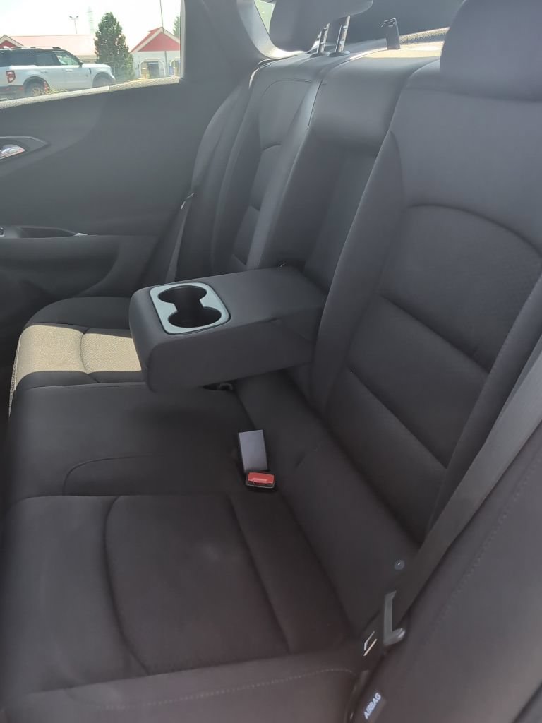 Used 2023 Chevrolet Malibu LT FWD image 9