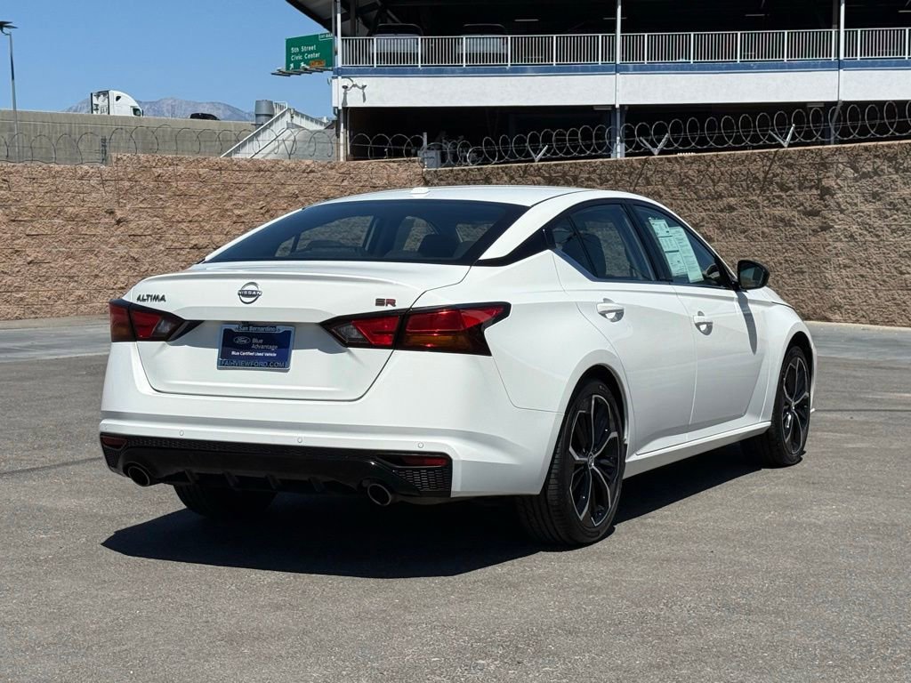 Used 2024 Nissan Altima 2.5 SR FWD image 4