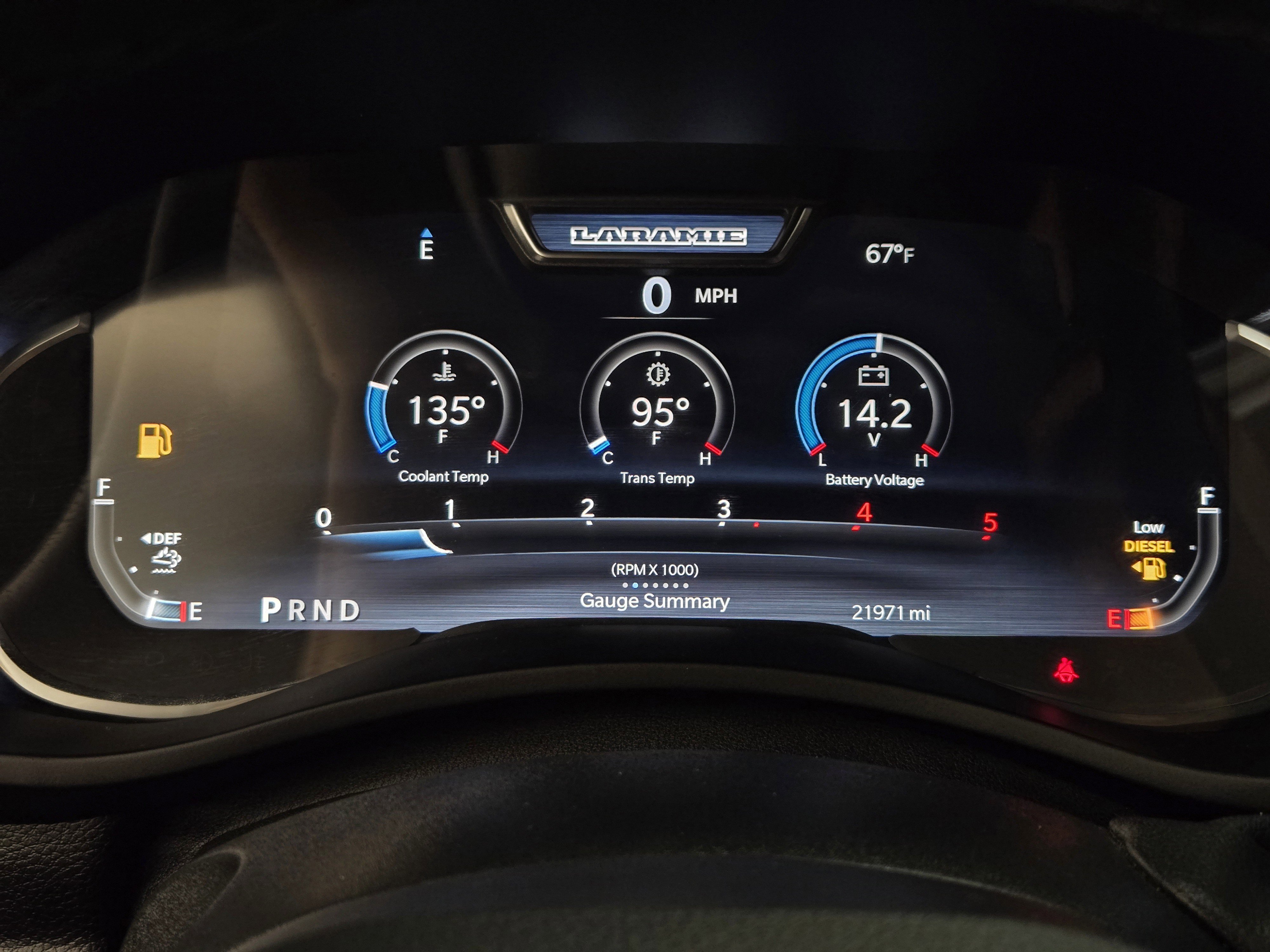 Used 2025 RAM 2500 Laramie AWD/4WD image 17