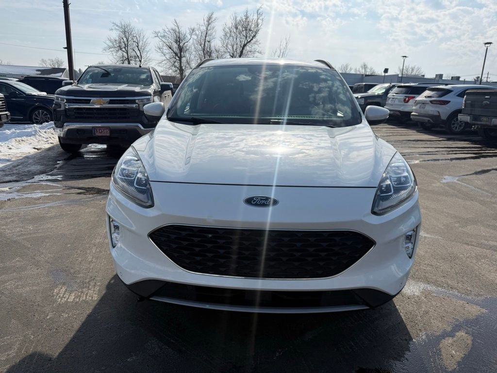 Certified 2020 Ford Escape Titanium image 9