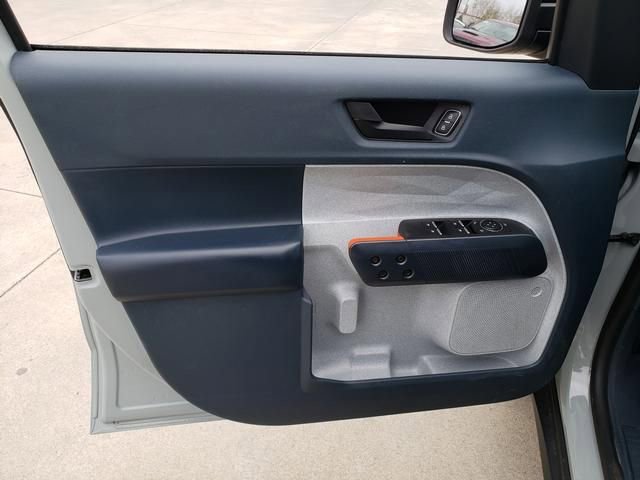 Certified 2022 Ford Maverick XLT FWD image 11