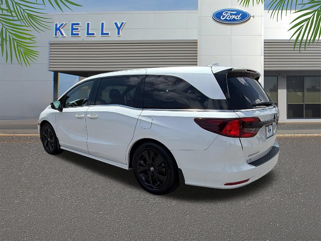 Used 2023 Honda Odyssey Sport image 3