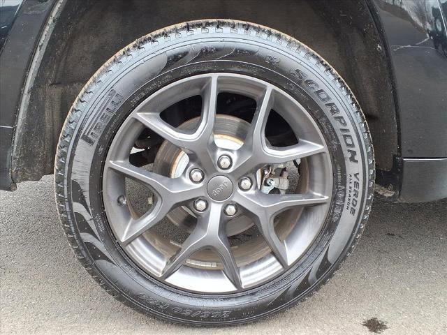 Used 2019 Jeep Grand Cherokee Limited X image 23