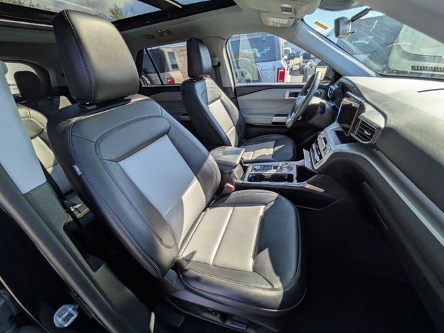 Certified 2023 Ford Explorer XLT w/ Equipment Group 202A AWD/4WD image 23