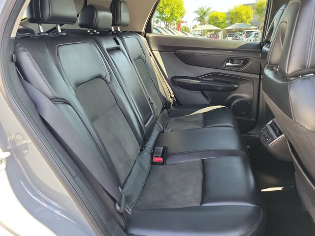 Used 2025 Nissan Ariya AWD image 19