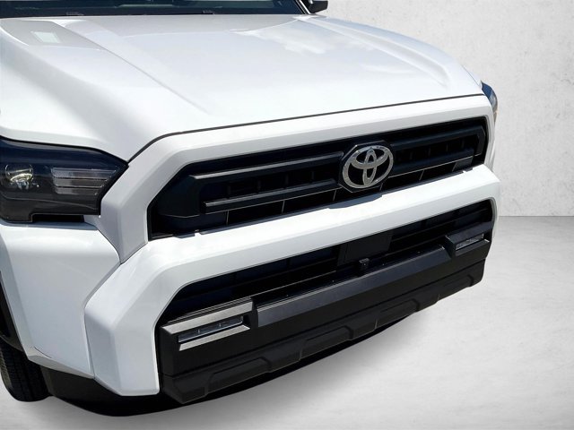 Used 2025 Toyota 4Runner SR5 AWD/4WD image 30