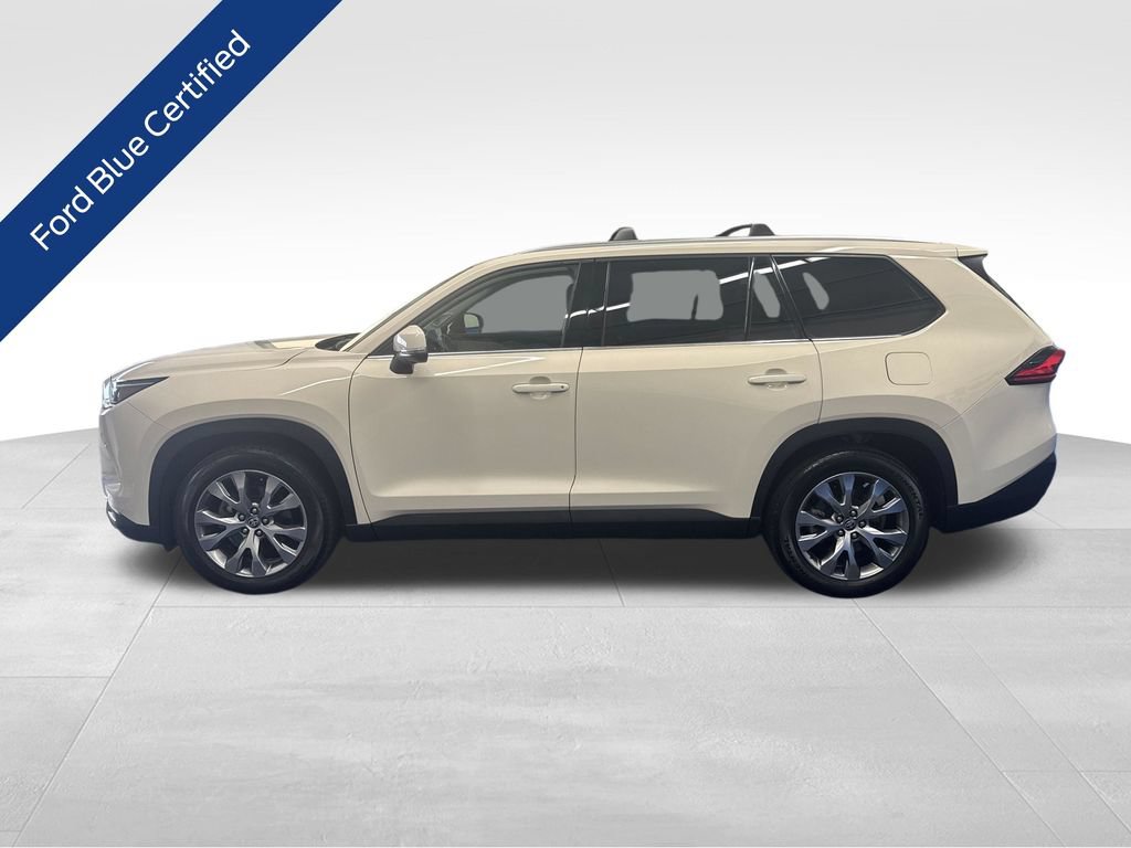 Used 2024 Toyota Grand Highlander AWD image 2