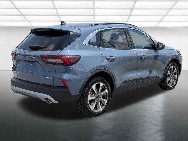 Certified 2025 Ford Escape Platinum AWD/4WD image 11
