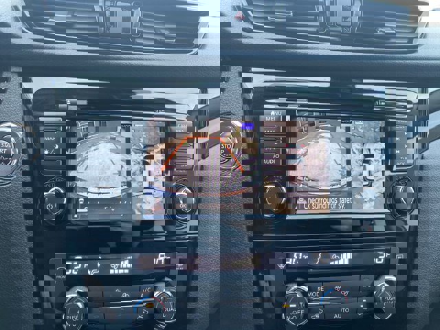 Used 2022 Nissan Rogue Sport SL w/ Premium Package image 16