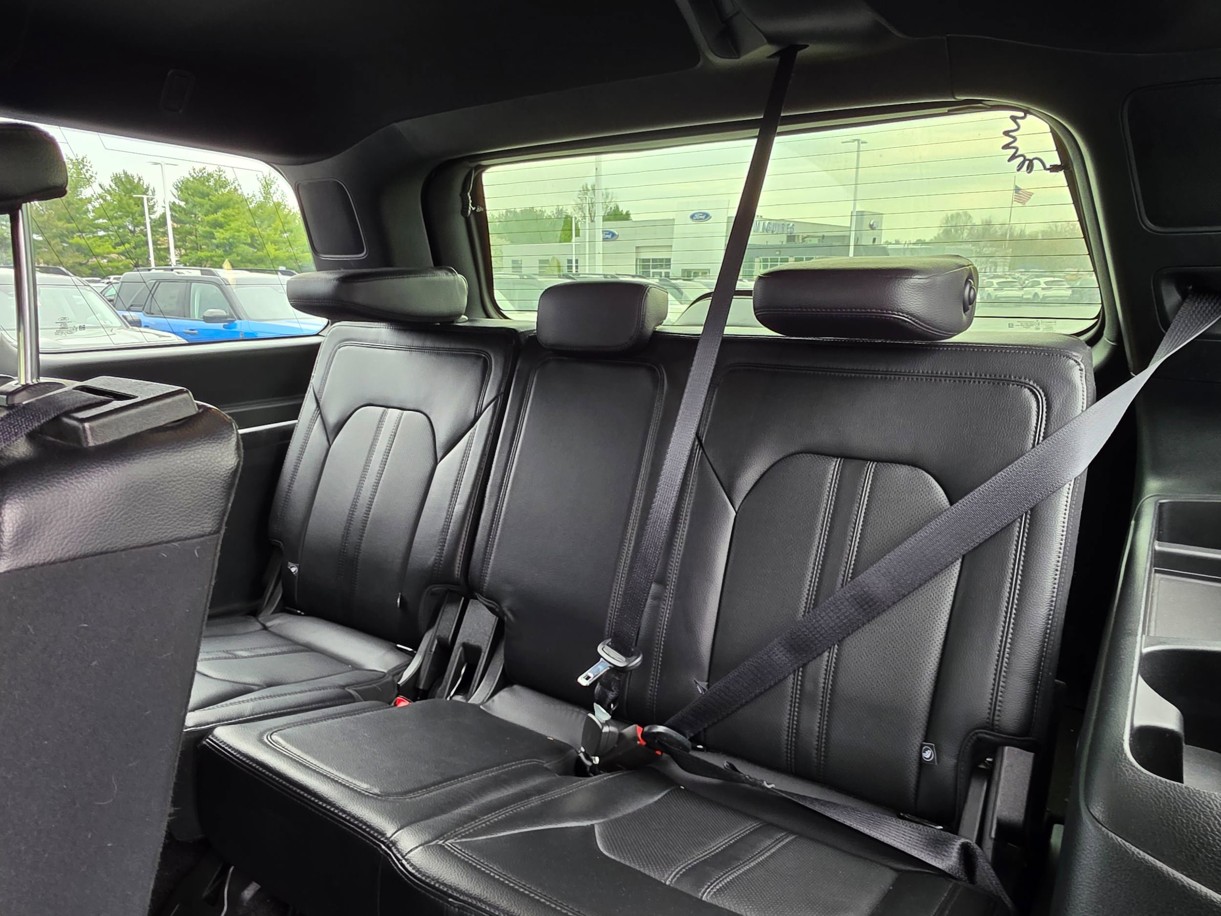 Certified 2021 Ford Expedition Limited AWD/4WD image 8