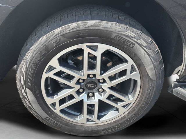 Certified 2025 Ford Expedition Active AWD/4WD image 39