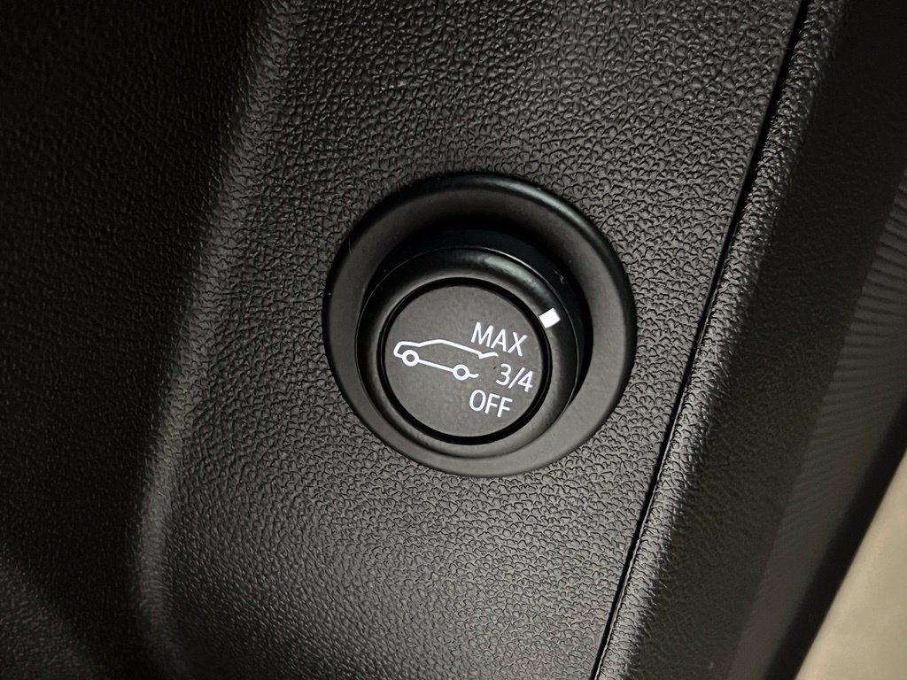 Used 2024 Chevrolet Equinox LT w/ LPO, Floor Liner Package AWD/4WD image 14