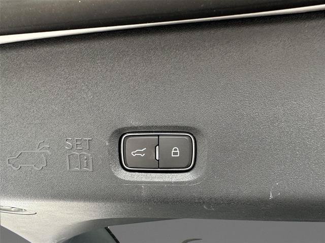 Certified 2025 Ford Expedition Active AWD/4WD image 10
