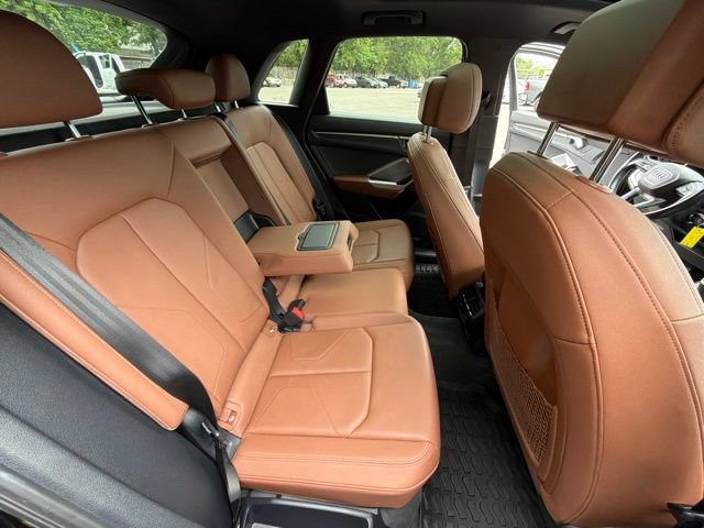 Used 2022 Audi Q3 2.0T Premium AWD/4WD image 34