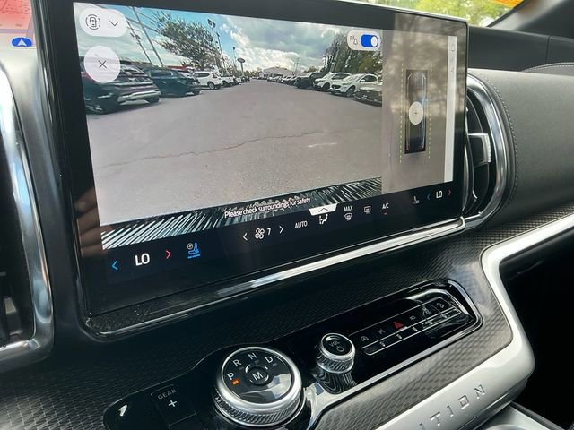 Certified 2026 Ford Expedition Platinum w/ Stealth Appearance Package image 23