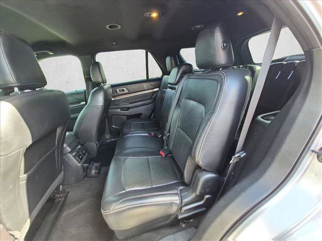 Certified 2019 Ford Explorer Limited w/ Class III Trailer Tow Package FWD image 18