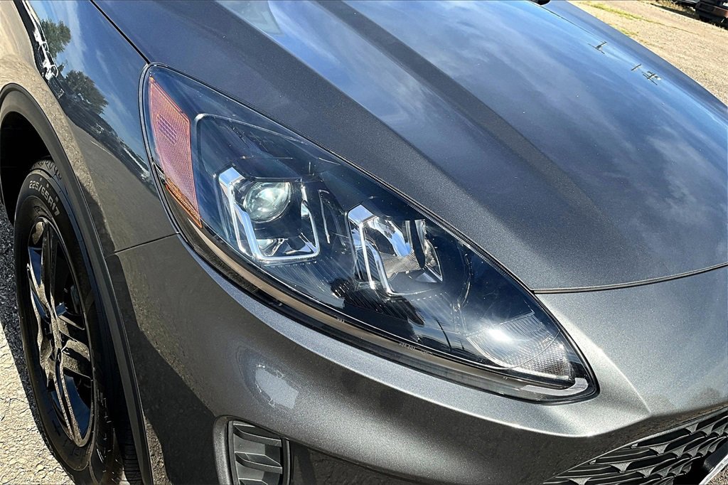 Certified 2022 Ford Escape S image 29