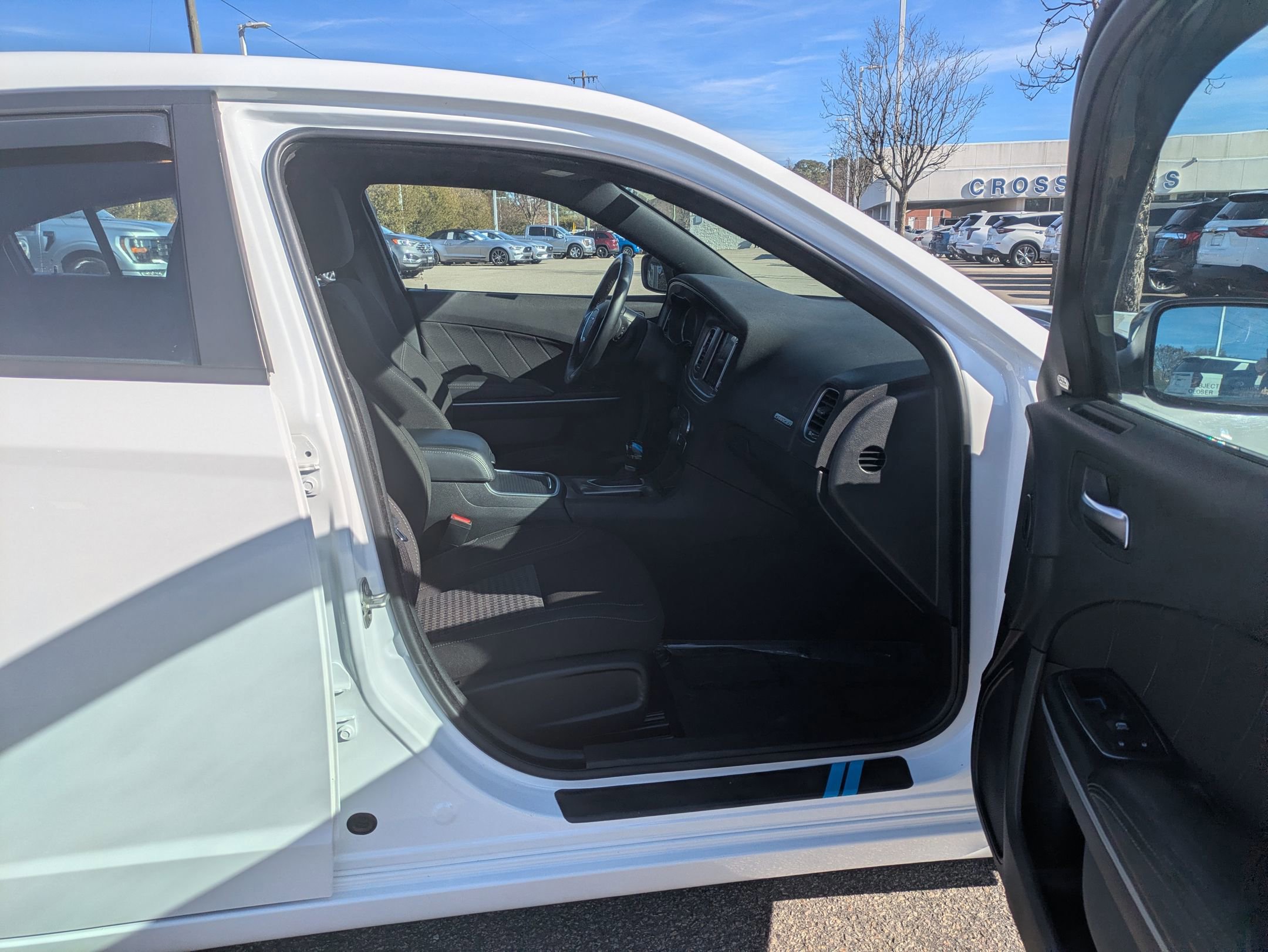 Used 2023 Dodge Charger SXT image 32