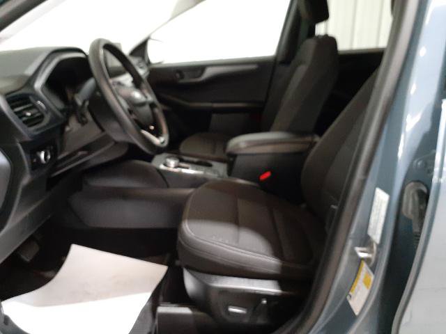 Certified 2023 Ford Escape Active AWD/4WD image 2