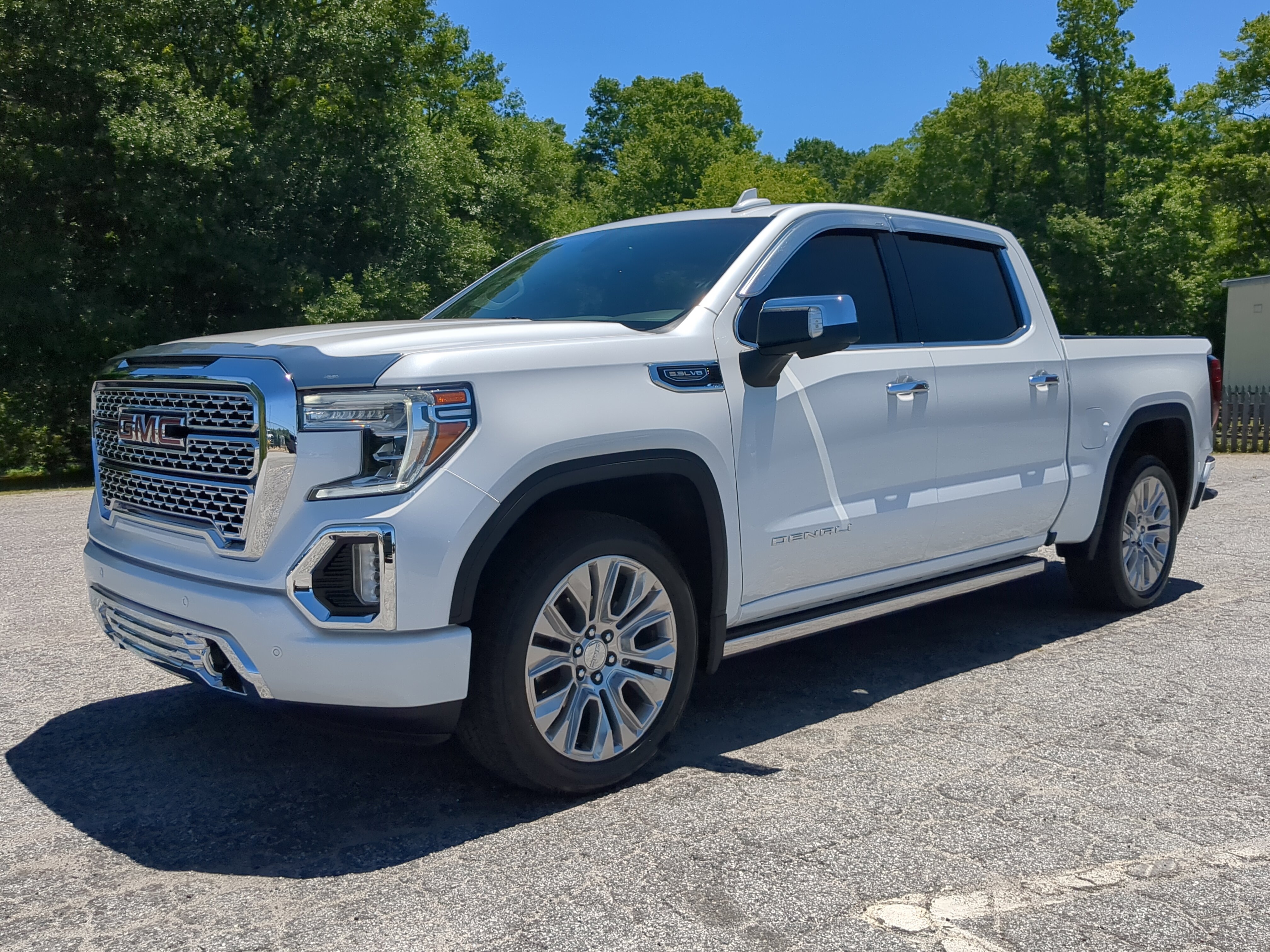Used 2022 GMC Sierra 1500 Denali w/ Denali Premium Package AWD/4WD image 6