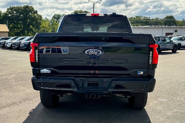 Certified 2022 Ford F150 Lightning XLT AWD/4WD image 4