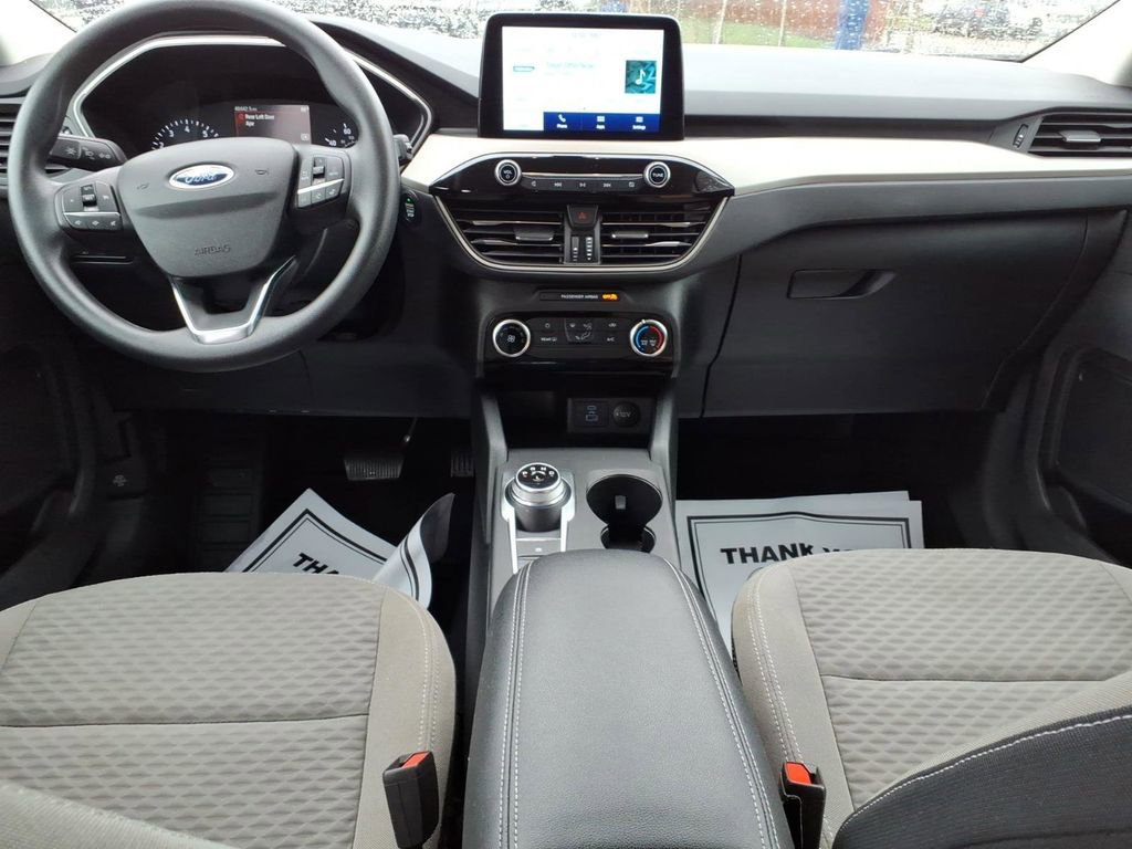 Certified 2022 Ford Escape SE image 12