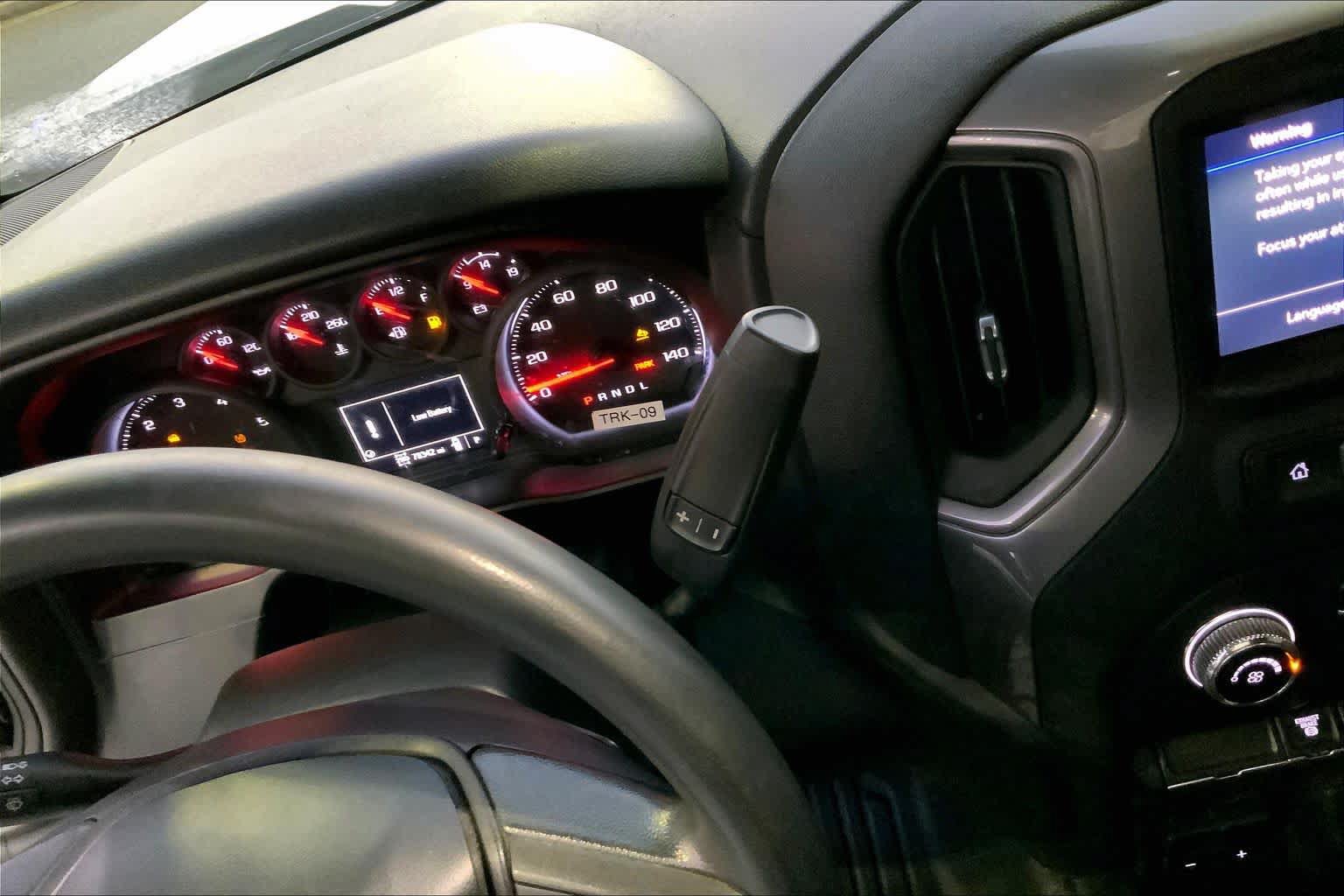 Used 2022 GMC Sierra 2500 Pro w/ Convenience Package AWD/4WD image 14