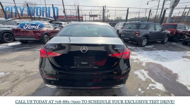 Used 2025 Mercedes-Benz C 300 4MATIC Sedan image 3